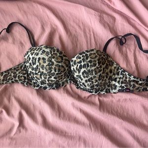 Victoria’s Secret Pink bra 34C Push up lace